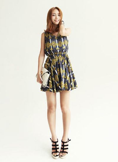 แฟชั่น ชุดเดรสพิมพ์ลายสุดเก๋ ที่ฮิตสุดๆ