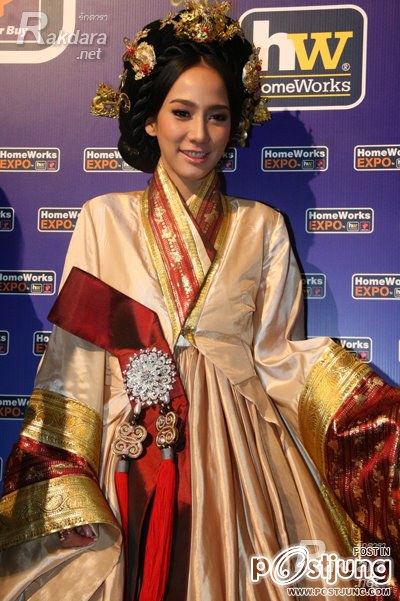 สวยเลอเลิศ @ HomeWorks Expo 2012 !!!