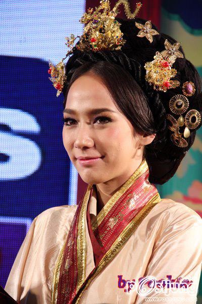 สวยเลอเลิศ @ HomeWorks Expo 2012 !!!