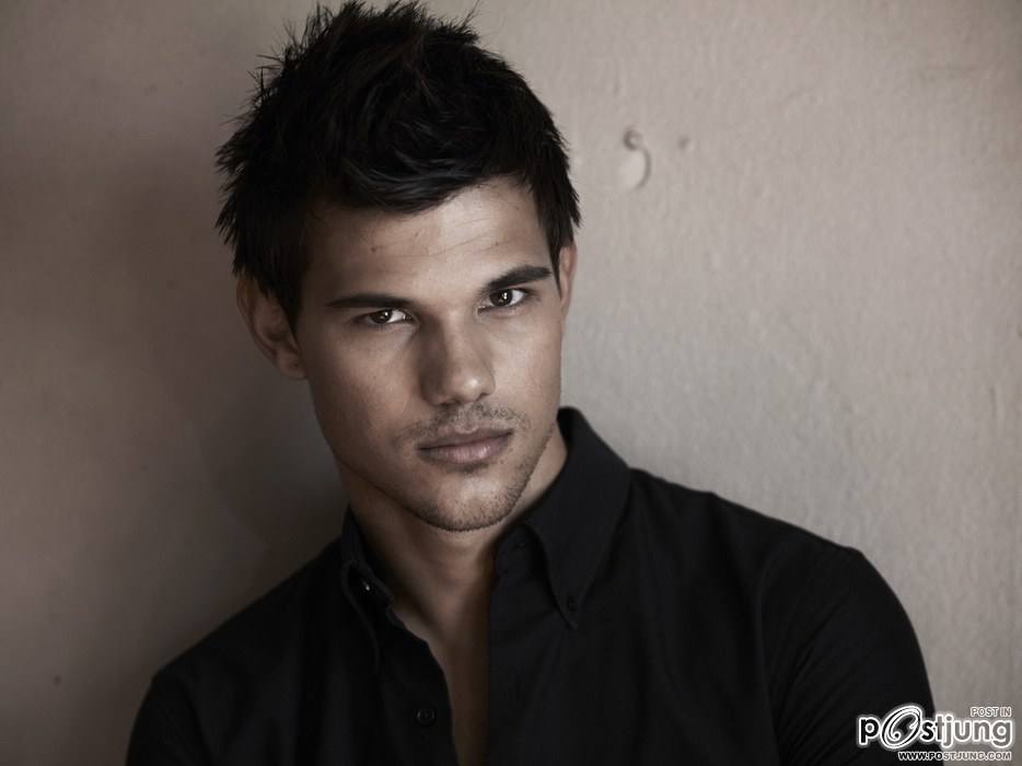 Taylor.ยิ่งโตยิ่งหล่อเข้ม