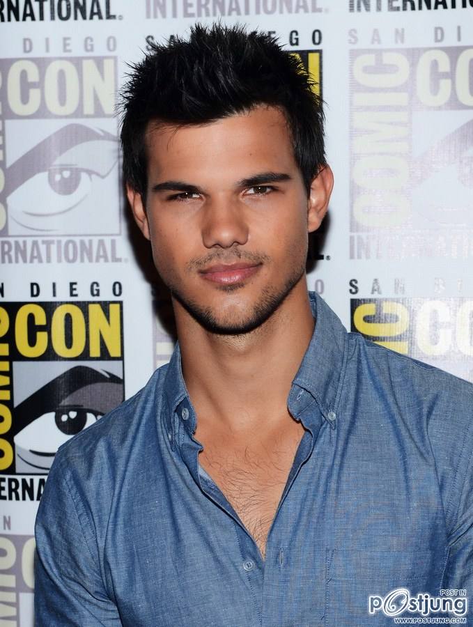 Taylor.ยิ่งโตยิ่งหล่อเข้ม