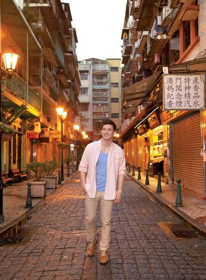 เคน-ธีรเดช @ เพื่อนเดินทาง vol.34 no.391 July 2012