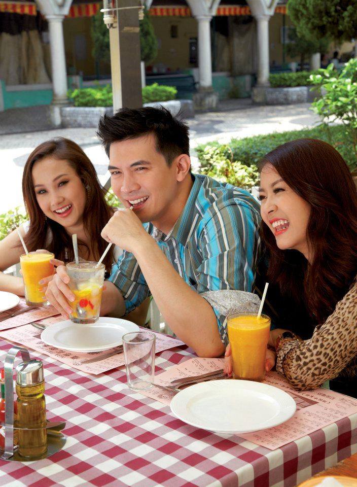 เคน-ธีรเดช @ เพื่อนเดินทาง vol.34 no.391 July 2012