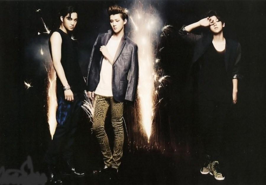 EXO-K @ L'Officiel Hommes Korea August 2012