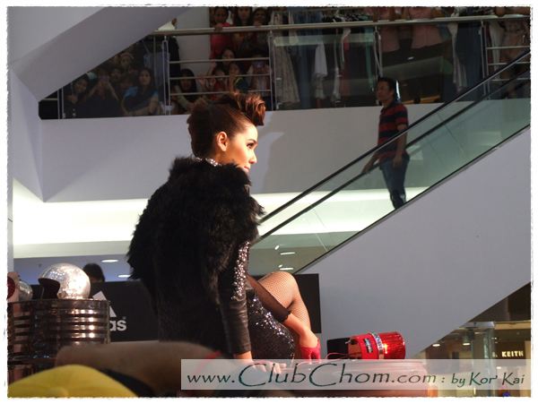 ชมพู่ อารยา ในงาน Motor Bike 2012 @ Laemtong Rayong