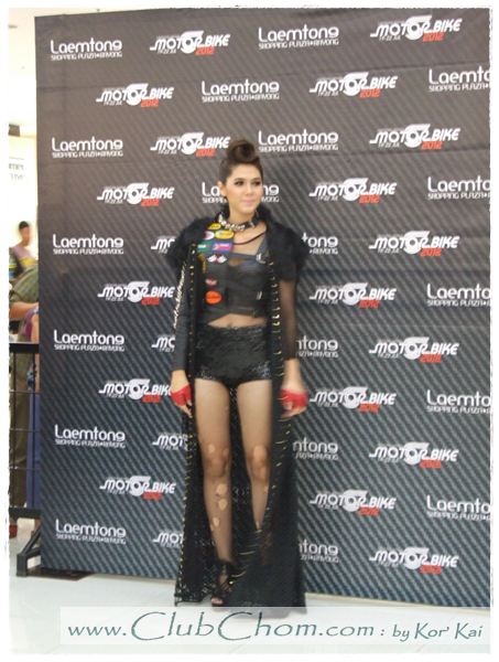 ชมพู่ อารยา ในงาน Motor Bike 2012 @ Laemtong Rayong
