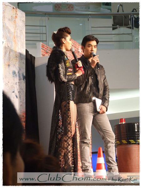 ชมพู่ อารยา ในงาน Motor Bike 2012 @ Laemtong Rayong