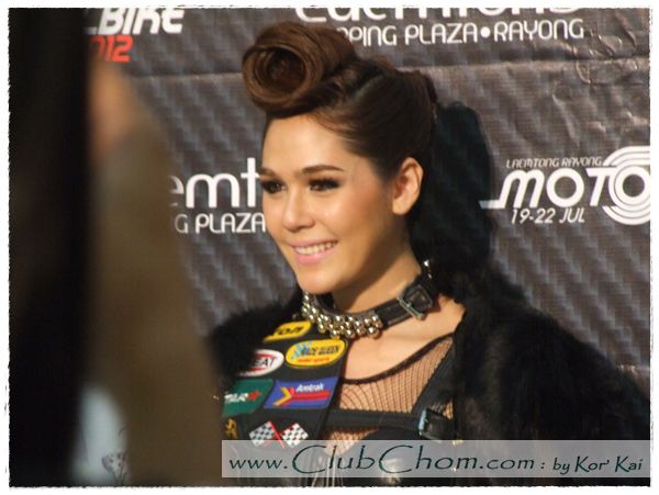 ชมพู่ อารยา ในงาน Motor Bike 2012 @ Laemtong Rayong