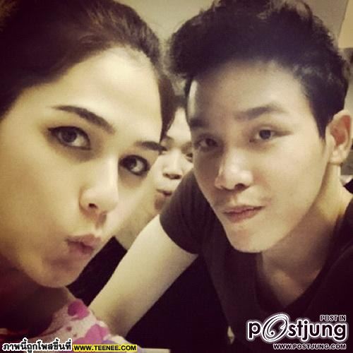 ชมพู่กับหน้าใสๆ ในการซ้อมละครเวทีเรยา