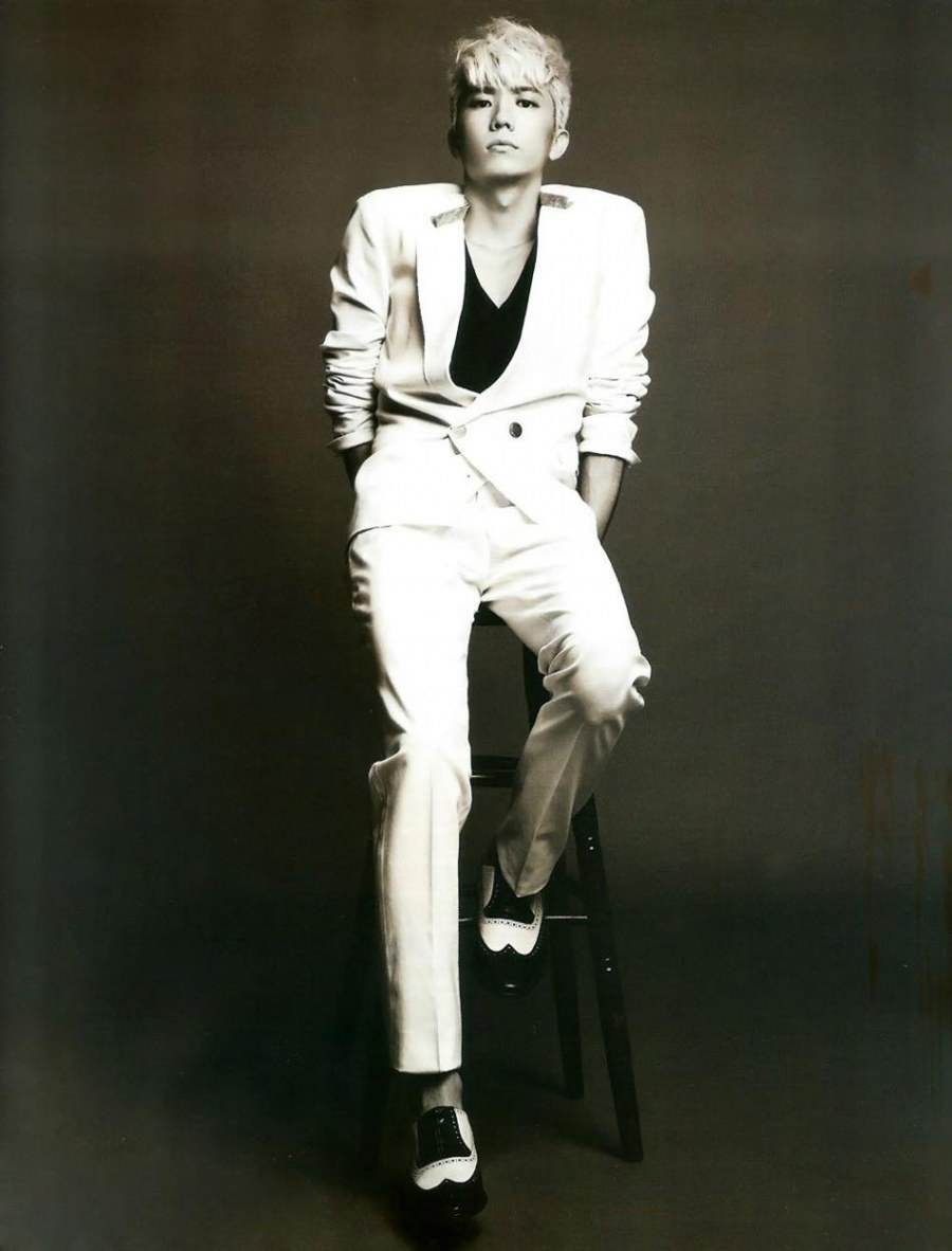 Wooyoung @ Elle Korea August 2012