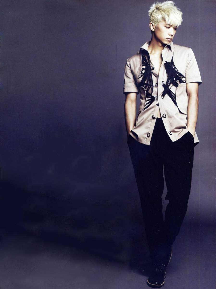 Wooyoung @ Elle Korea August 2012