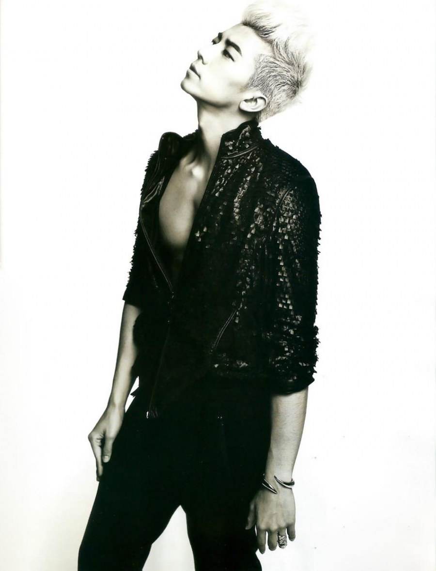 Wooyoung @ Elle Korea August 2012
