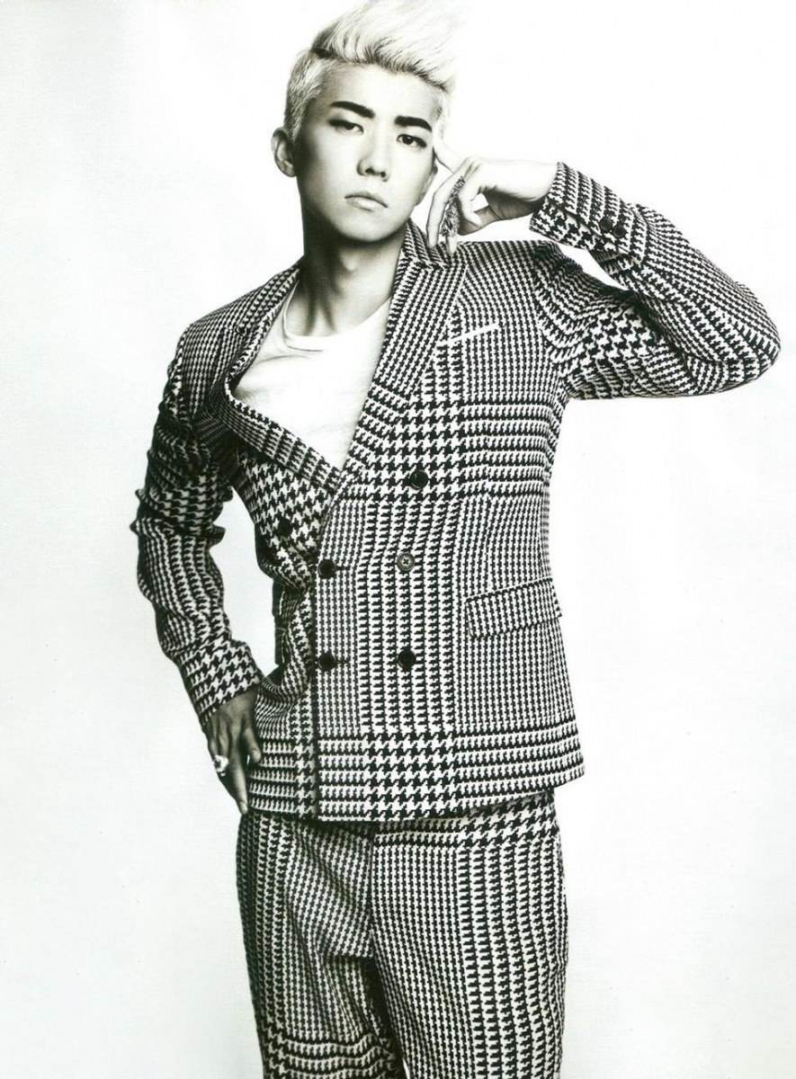 Wooyoung @ Elle Korea August 2012