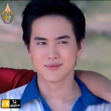 คุณอรุณ ผู้อ่อนเเอ ณ ละครชิงนาง