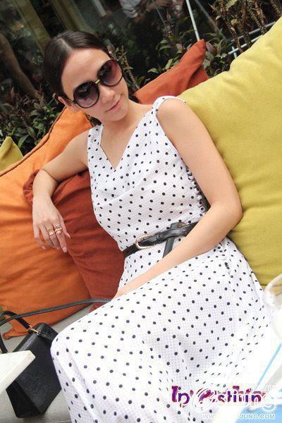 "อั้ม พัชราภา"มาเบาๆเเต่เริ่ดมิเบา@ เปิดตัวพ็อกเก็ตบุ๊ค"รักสวย รักงาม" ของ เก๋ ชลลดา!!!