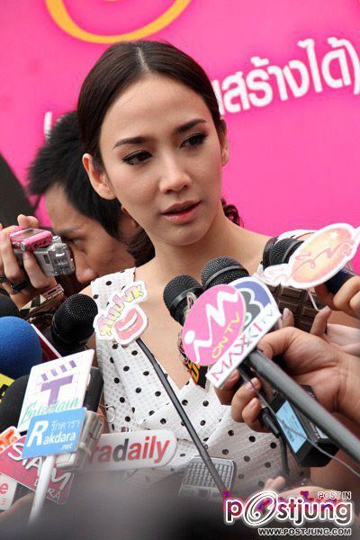 "อั้ม พัชราภา"มาเบาๆเเต่เริ่ดมิเบา@ เปิดตัวพ็อกเก็ตบุ๊ค"รักสวย รักงาม" ของ เก๋ ชลลดา!!!