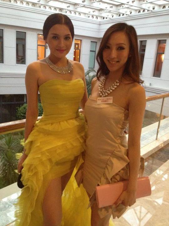 ขอกำลังโหวตให้ น้องณฉัตร มิสไทยแลนด์เวิลด์ด้วยค่ะ