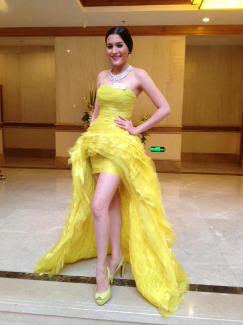 ขอกำลังโหวตให้ น้องณฉัตร มิสไทยแลนด์เวิลด์ด้วยค่ะ