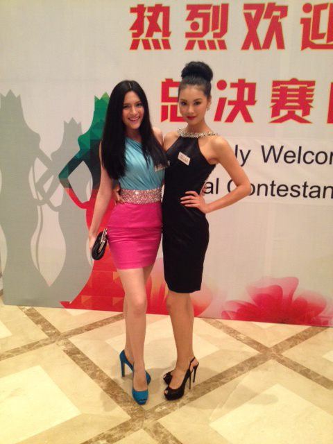 ขอกำลังโหวตให้ น้องณฉัตร มิสไทยแลนด์เวิลด์ด้วยค่ะ