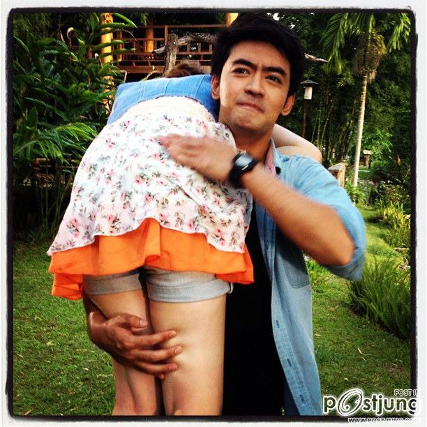 ขาใหญ่ใครให้มา