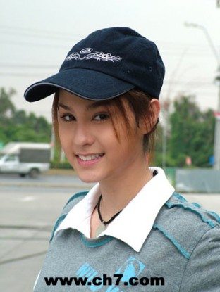 อดีต สั้น ไร้สันตรง