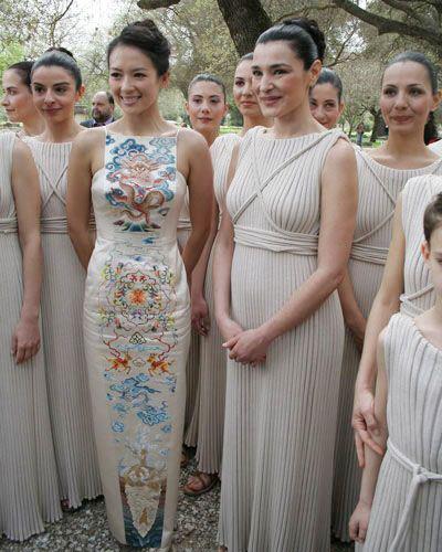 ชุดประจำชาติจีนเริ่ดๆ