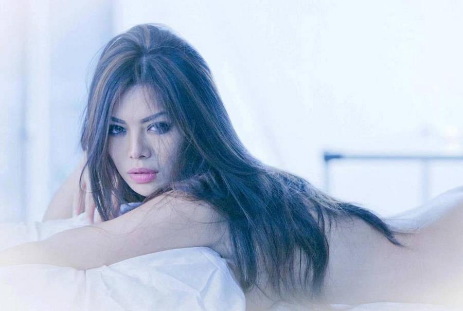 Azusa Higa @ FHM Malaysia July 2012