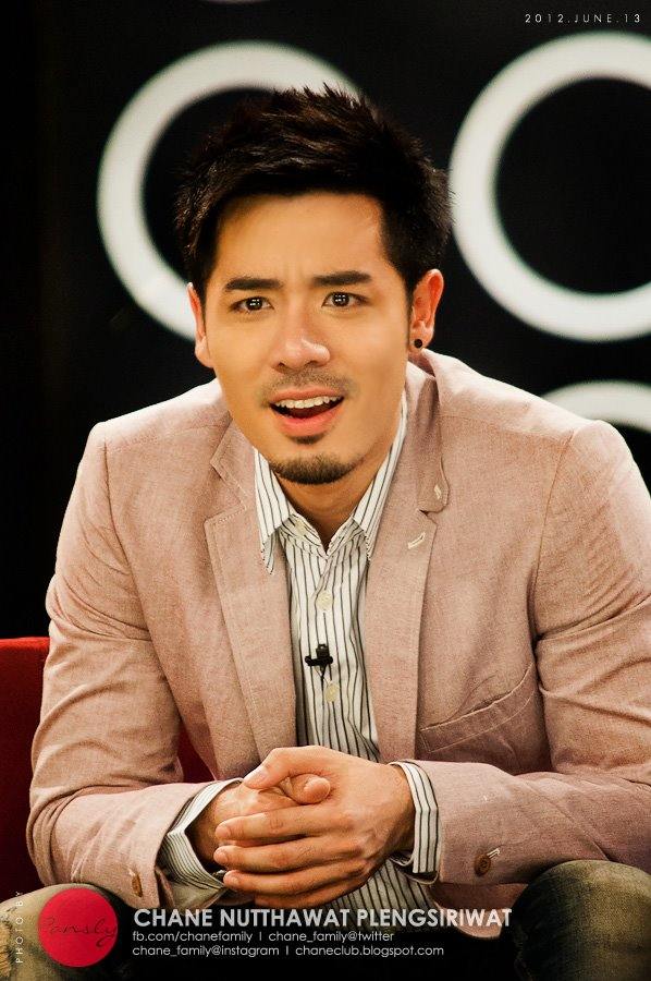 พี่เชนหล่อเน๊อะ