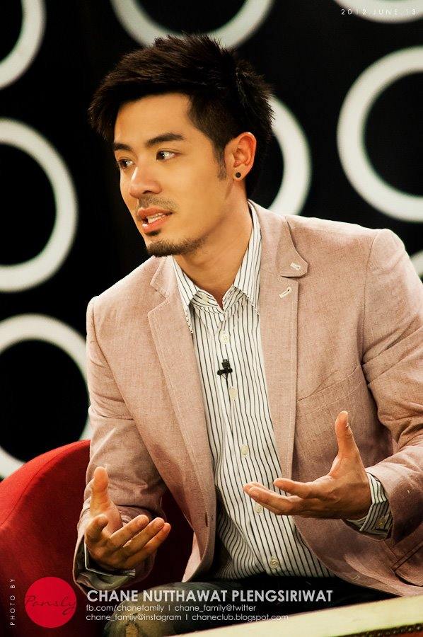 พี่เชนหล่อเน๊อะ