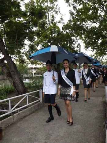 ขอเชิญร่วมโหวตผู้เข้าประกวดนางสาวไทย 2555