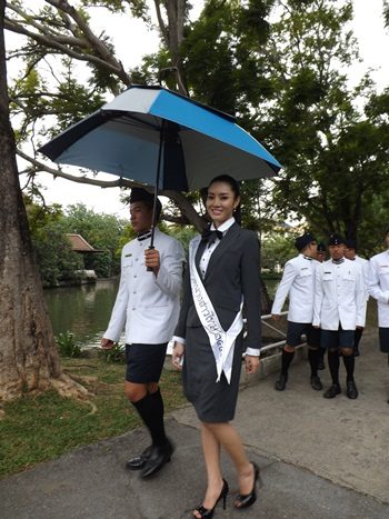 ขอเชิญร่วมโหวตผู้เข้าประกวดนางสาวไทย 2555