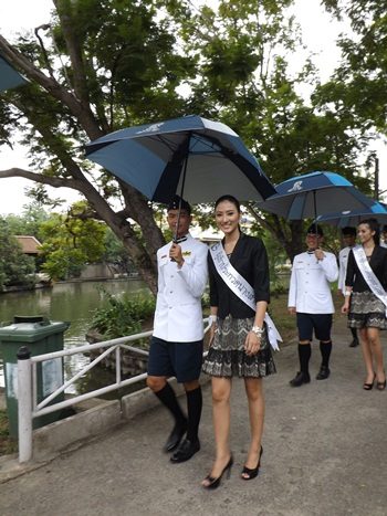 ขอเชิญร่วมโหวตผู้เข้าประกวดนางสาวไทย 2555
