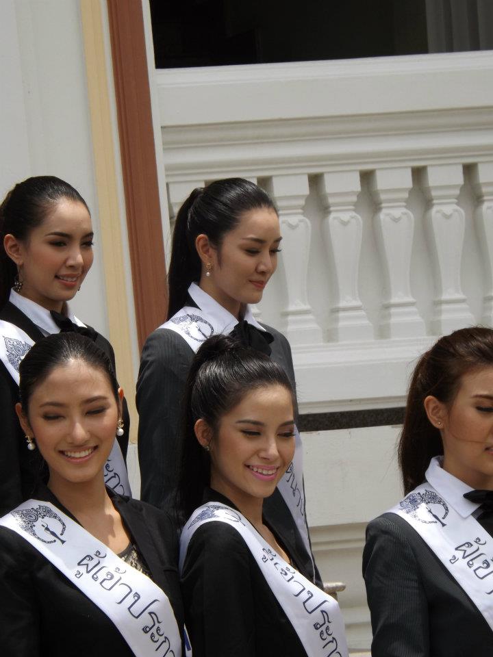 ผู้เข้าประกวดนางสาวไทย เยี่ยมชมโรงเรียนวชิราวุธ วิทยาลัย