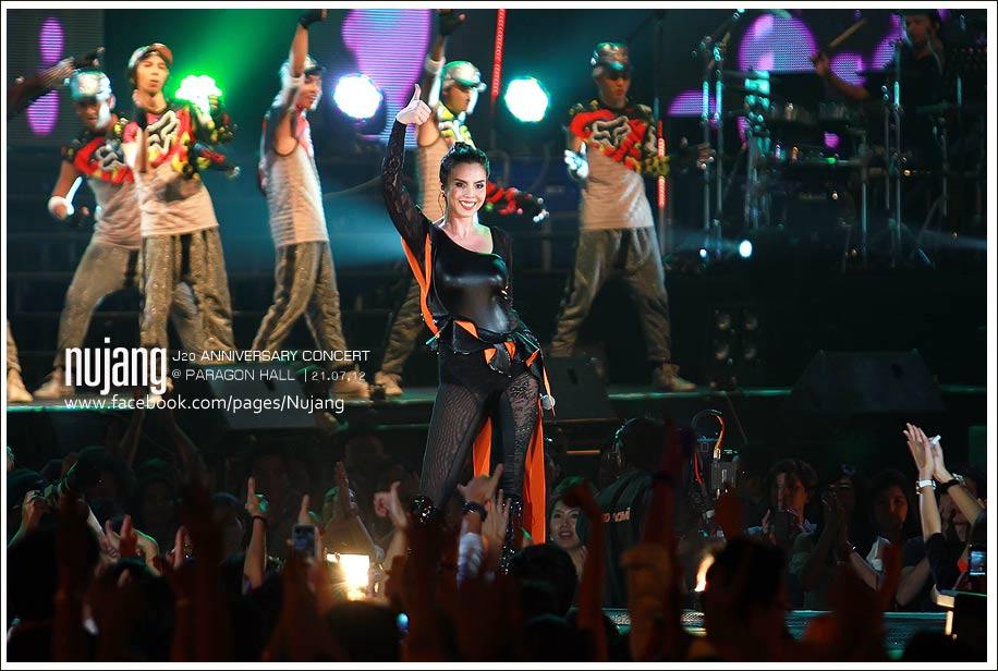 สามตัวแม่ ทาทา ติ๊นา แคท @คอนเสริ์ตเจ