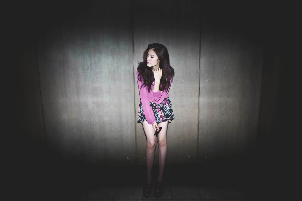 สเตฟานี  หุ่นดี ขาววิ้ง