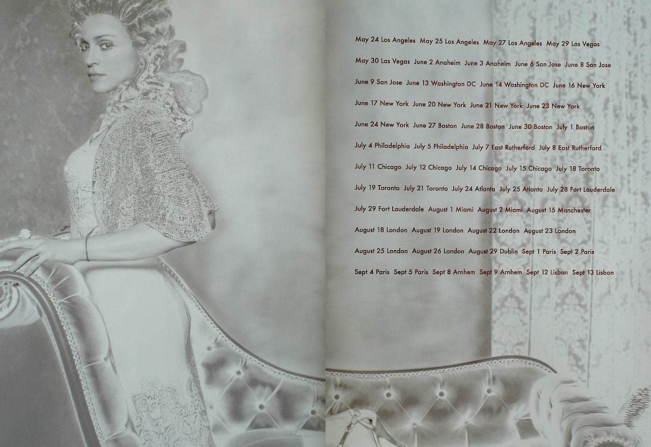 Madonna Re-Invention Tour Book เลอค่าน่าสะสม