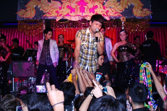 โรงเหล้าอิสาน ตะลึงกรุง บ้านเเห่งมิตรภาพเเละวัฒนธรรม