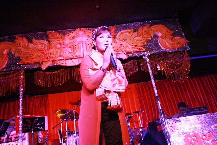 โรงเหล้าอิสาน ตะลึงกรุง บ้านเเห่งมิตรภาพเเละวัฒนธรรม