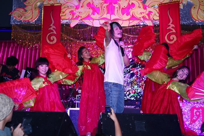 โรงเหล้าอิสาน ตะลึงกรุง บ้านเเห่งมิตรภาพเเละวัฒนธรรม