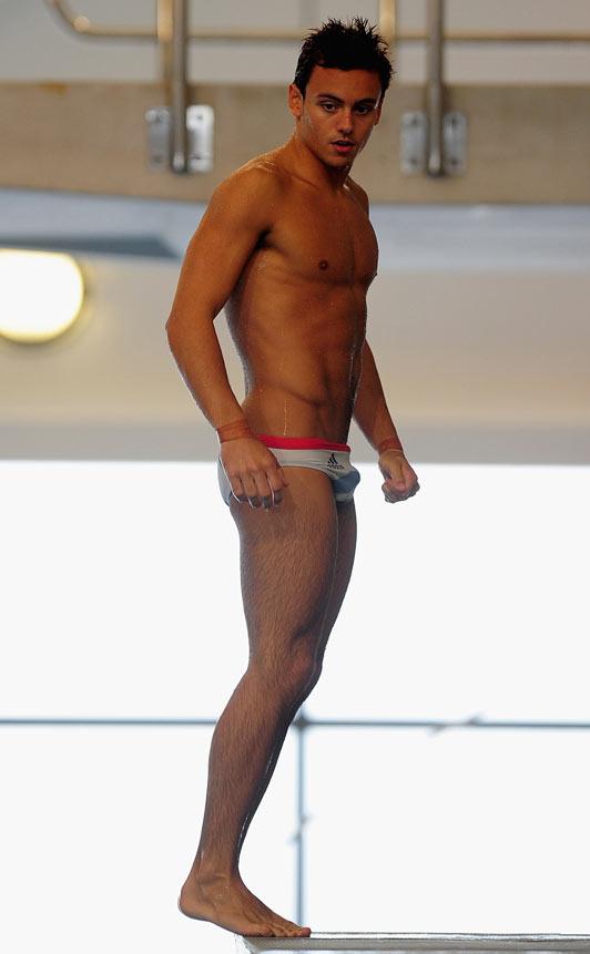 Tom Daley นักกีฬา Diver (กระโดดน้ำ 10 เมตร) จาก UK