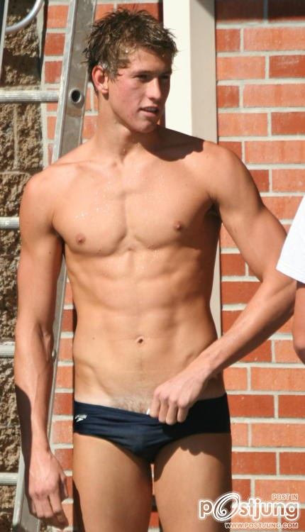 นักกีฬาเซ็กซี่ ๑๐