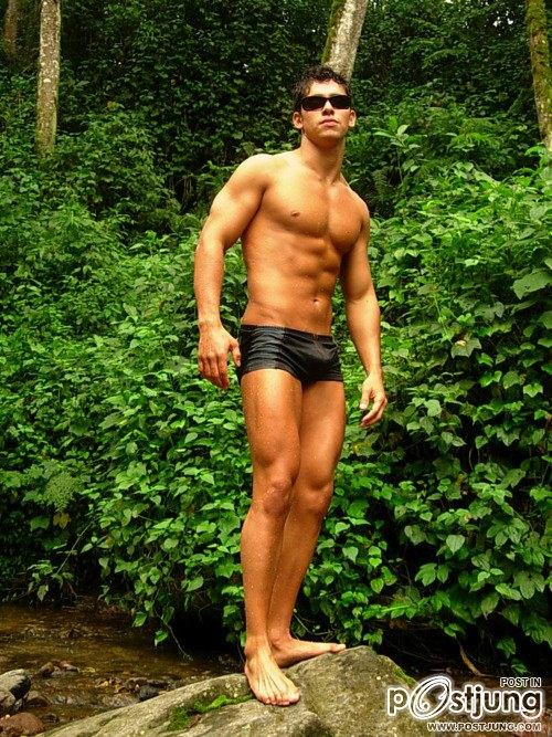 นักกีฬาเซ็กซี่ ๑๐