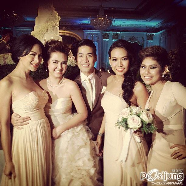 Instagram งานแต่งงานจ๋า ยศสินี - เปิ้ล ณัฐบูร