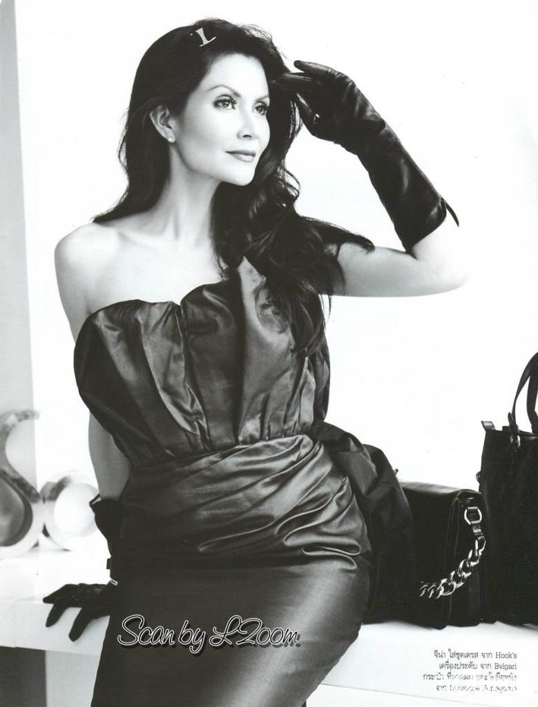 จีน่า-จิดาภา & เจด้า-จิดาริน ณ ลำเลียง @ กุลสตรี vol.42 no.998 August 2012