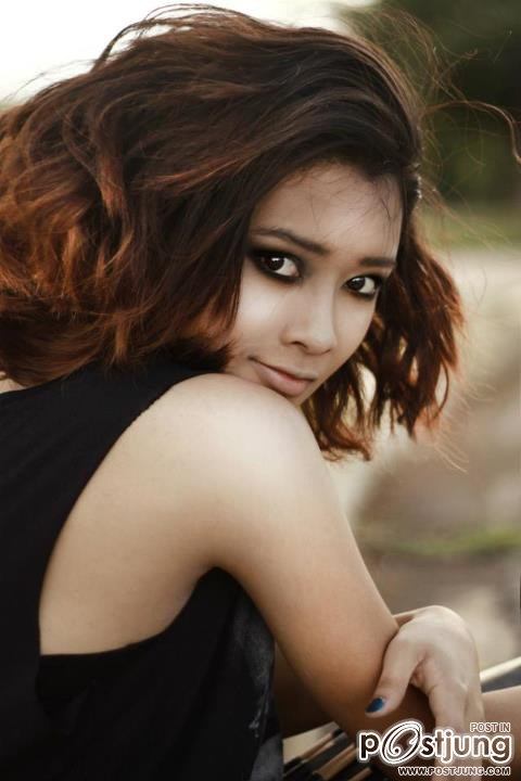 รุ่นพี่ม.กรุงเทพสวยเวอร์จนไม่อยากเชื่อว่าเธอเป็นBoy