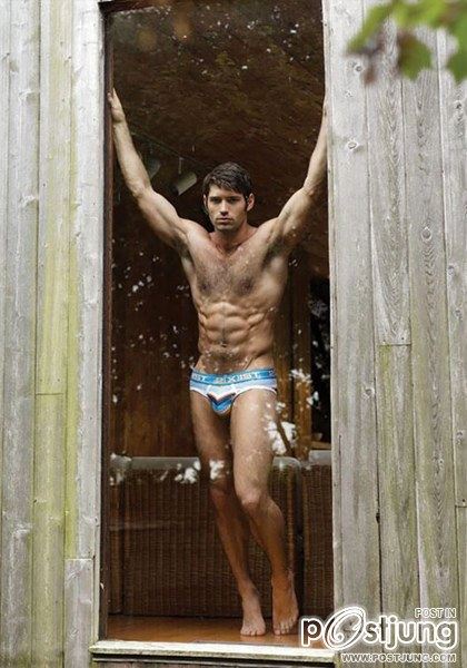 Bo Roberts for DNA Magazine No.151