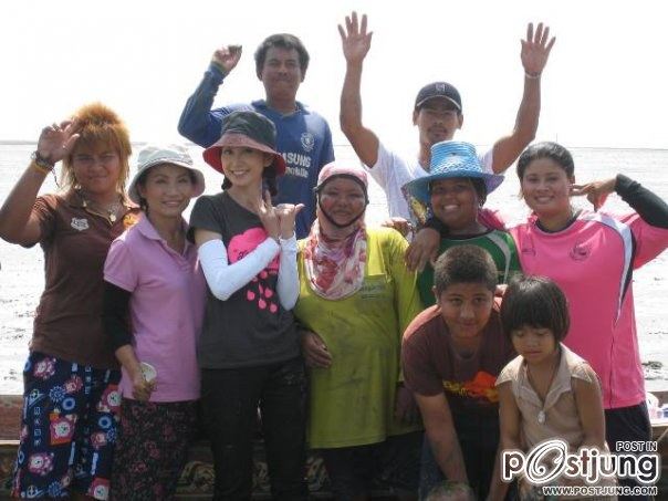 ยุ้ย จีรนันท์กับบรรยากาศเก็บหอยที่ดอนหอยหลอด น่ารักอ่ะ