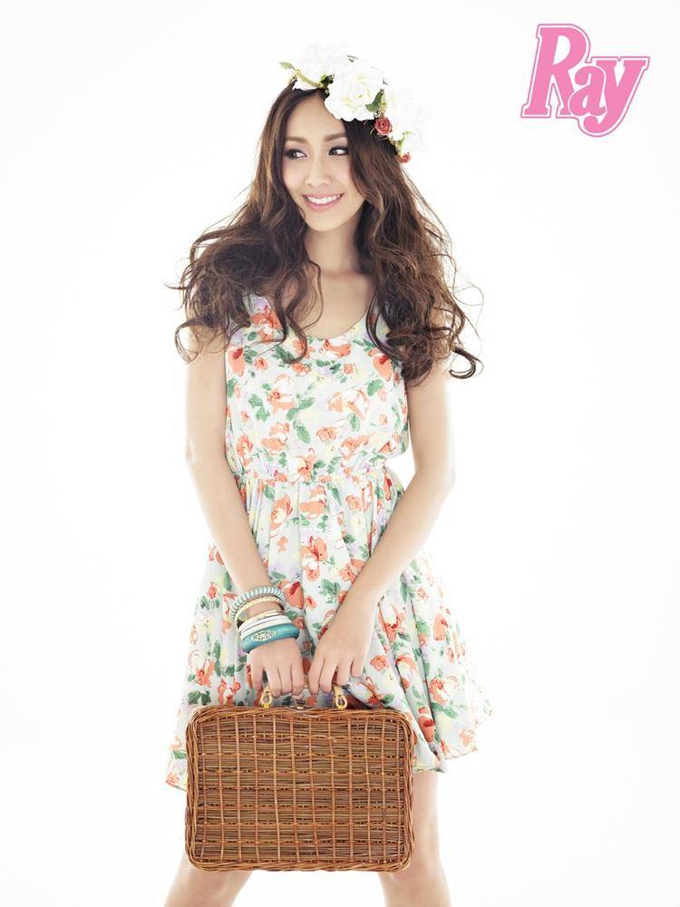 มิน พีชญา @ RAY vol.5 no.72 August 2012