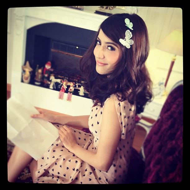 คลิปเสียงสนั่นเน็ต! "ธัญญ่า" ปะทะคารม "แม่พิ้งกี้" เดือด ปมแย่งผู้ชายเลี่ยมทอง!