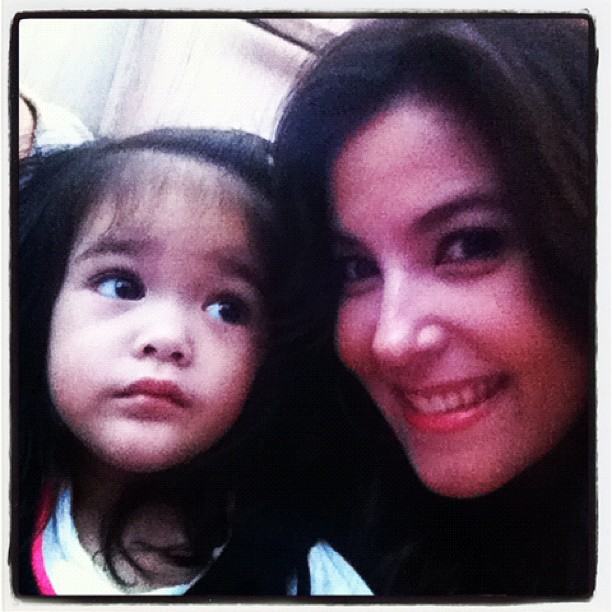 คลิปเสียงสนั่นเน็ต! "ธัญญ่า" ปะทะคารม "แม่พิ้งกี้" เดือด ปมแย่งผู้ชายเลี่ยมทอง!